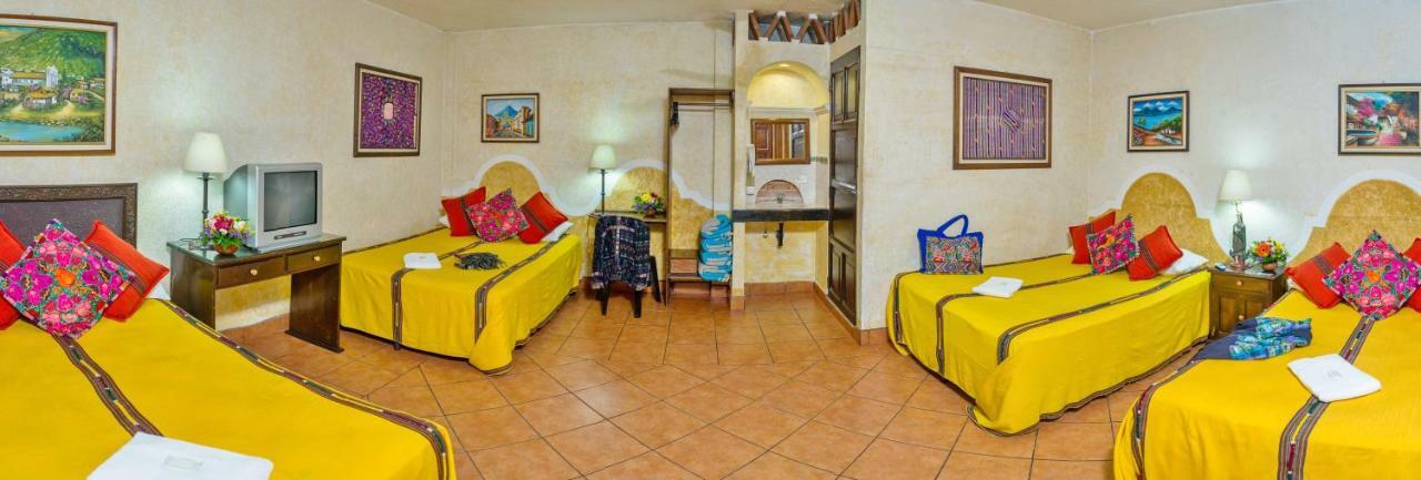 Don Valentino Hotel Antigua Bagian luar foto
